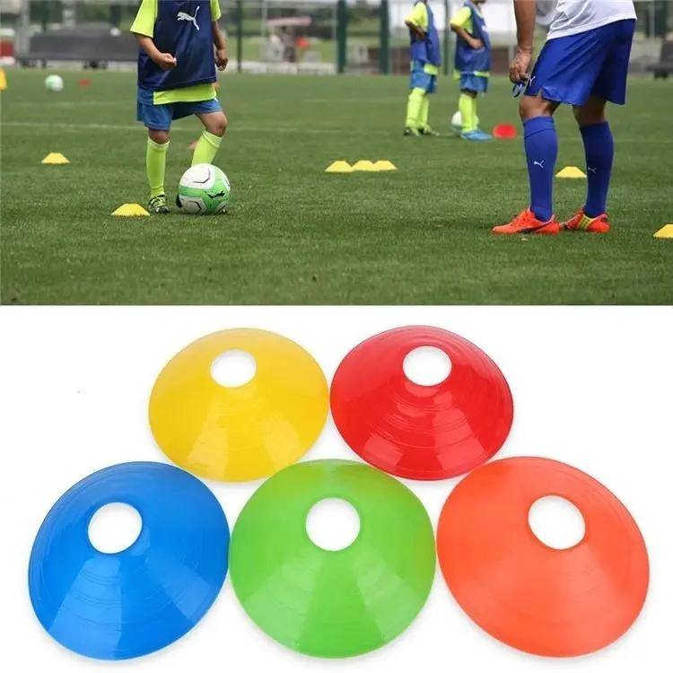 SET DE 10 CONOS DE 23 CM CON ESCALERA DE COORDINACION Y 50 LENTEJAS - 4