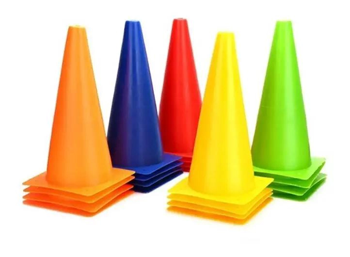 SET DE 10 CONOS DE 23 CM CON ESCALERA DE COORDINACION Y 50 LENTEJAS - 5