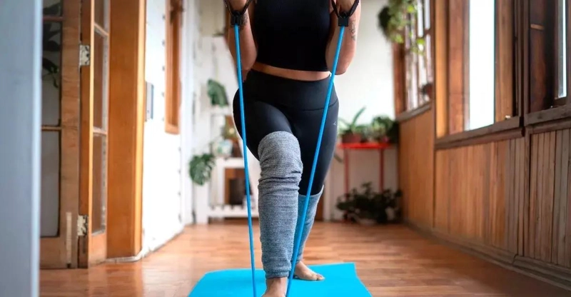BANDA DE RESISTENCIA CON MANILLA PARA EJERCICIOS DE FUERZA Y FLEXIBILIDAD - 3