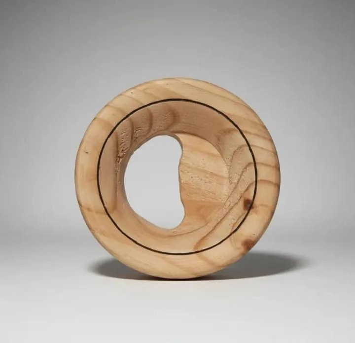 CARRETE PARA PESCA DE MADERA NATURAL CON DIAMETRO DE 14 CM - 2