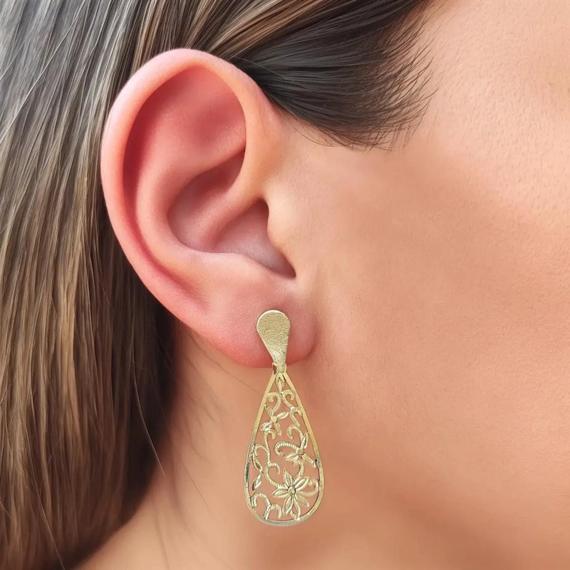 AROS CON DISEÑO DE MANDALA Y FLORES ENCHAPADOS EN ORO 18K - 3