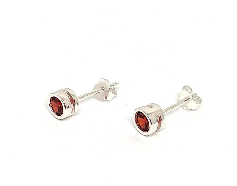 AROS REDONDOS CON CIRCONIA ROJA DE 5MM EN PLATA FINA 925 - 1