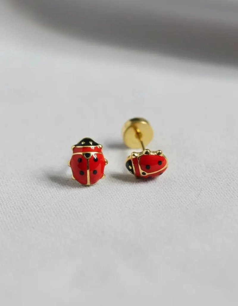AROS DE ORO CON DISEÑO DE CHINITAS Y ABRIDORES SEGUROS PARA DAMA - 1