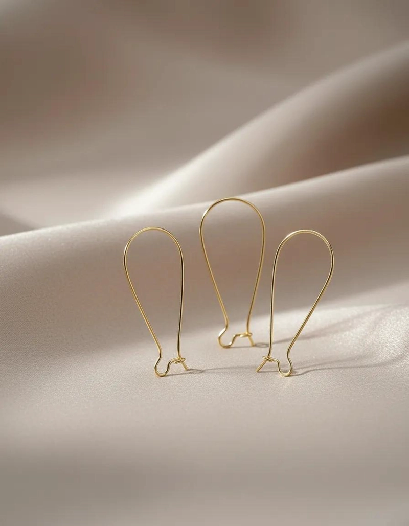 GANCHO DE ACERO DORADO PARA AROS DE 4 CM CON 25 PARES - 3