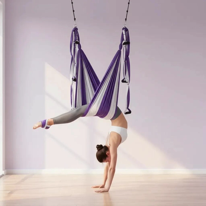 HAMACA ULTRALIGERA PARA YOGA ANTIGRAVEDAD Y COLUMPIO DE SUSPENSION - 4