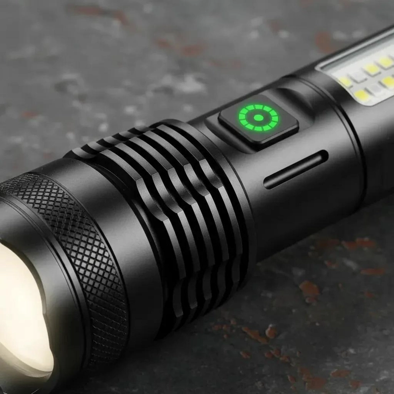 LINTERNA TACTICA RECARGABLE CON LUZ LED Y ZOOM AJUSTABLE - 3