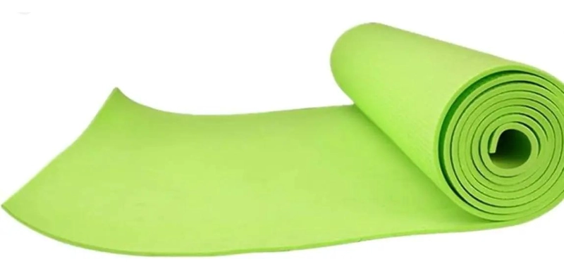 ESTERILLA PARA YOGA ANTIDESLIZANTE DE 10 MM CON CORREA VERDE - 4