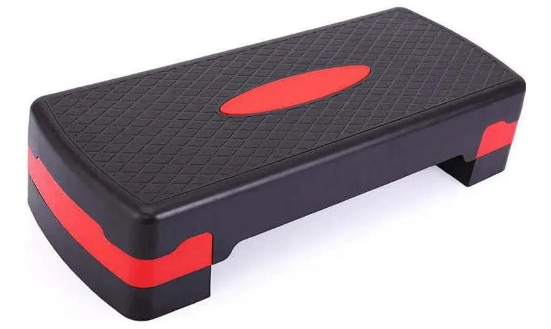STEP AEROBICO CON DOS NIVELES ANTIDESLIZANTE EN NEGRO Y ROJO - 1