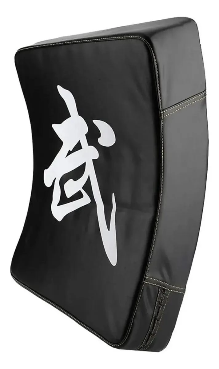 ESCUDO CURVO PARA ENTRENAMIENTO EN KARATE MUAY THAI Y TAEKWONDO - 2