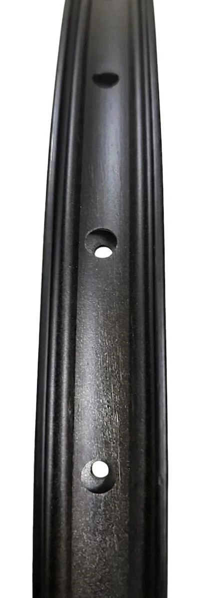 ARO PARA BICICLETA 26 PULGADAS CON 32 ORIFICIOS Y VALVULA AUTO - 2