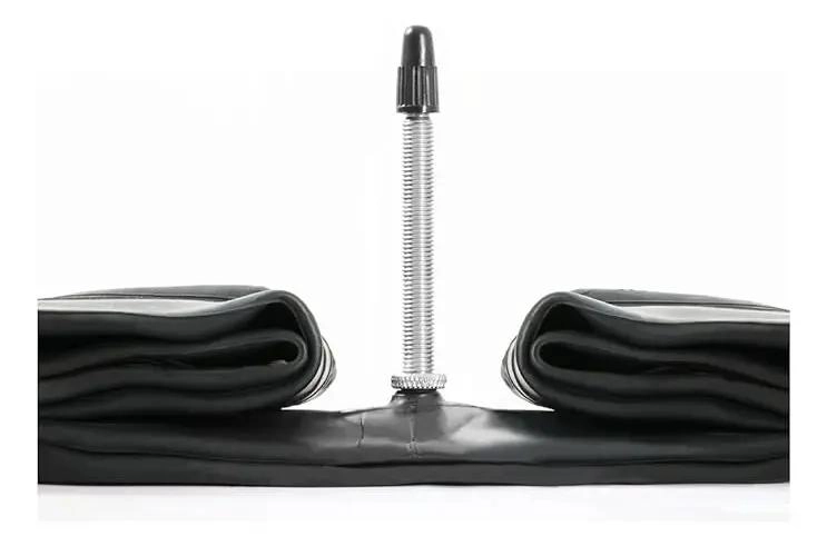 PAR DE CAMARAS PARA BICICLETA ARO 700X28C CON VALVULA FRANCESA - 1