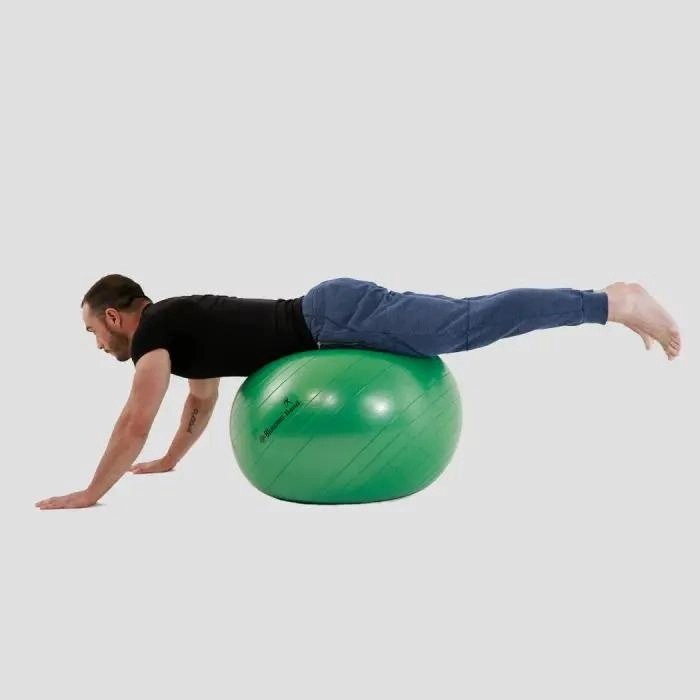 PELOTA DE EJERCICIO VERDE DE 65 CM PARA PILATES Y FITNESS - 2