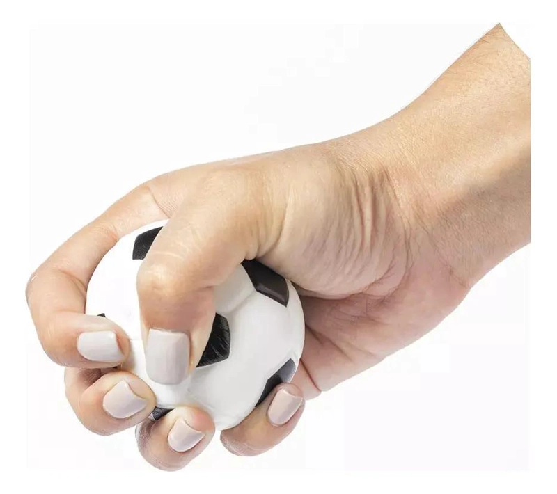 PACK DE 12 PELOTAS ANTIESTRE S CON DISEÑO DE FUTBOL PARA CUMPLEAÑOS - 3