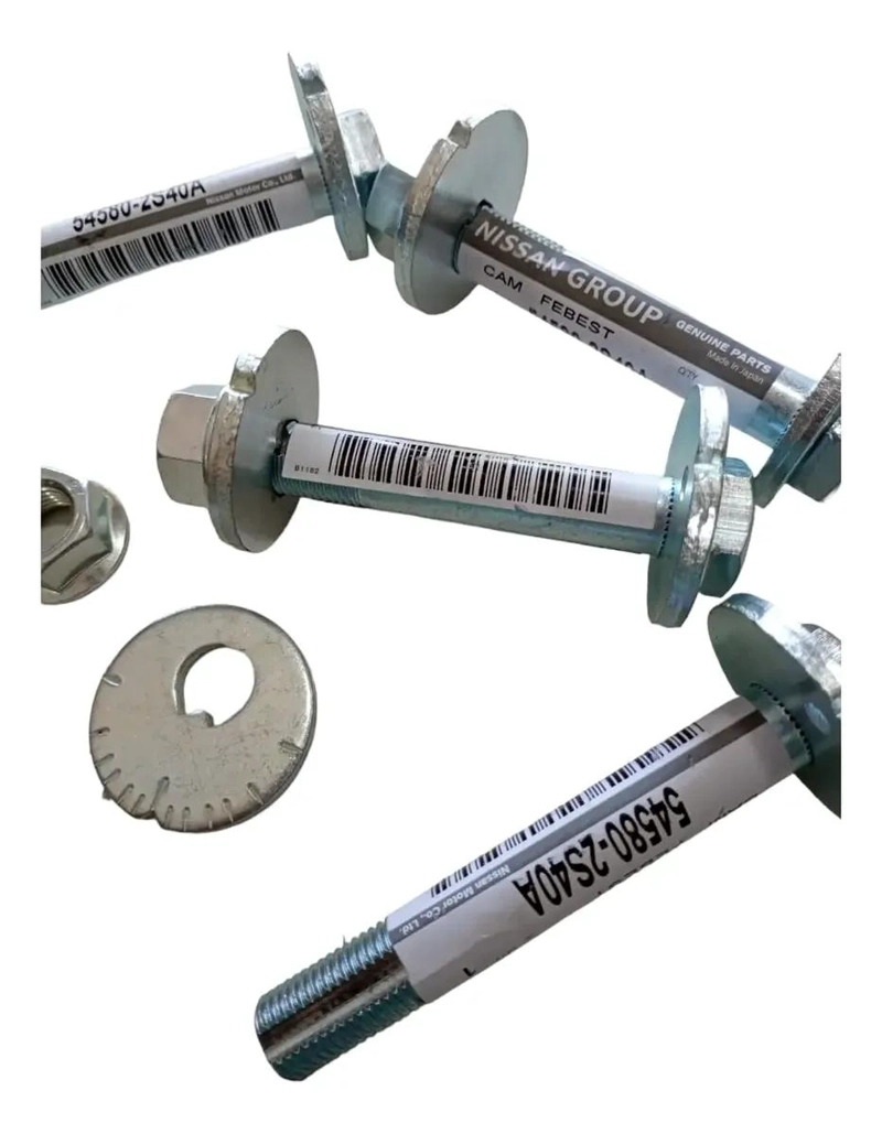 PERNO EXCE NTRICO PARA BANDEJA DE SUSPENSION DE VEHICULO NISSAN TERRANO 2.5 - 2