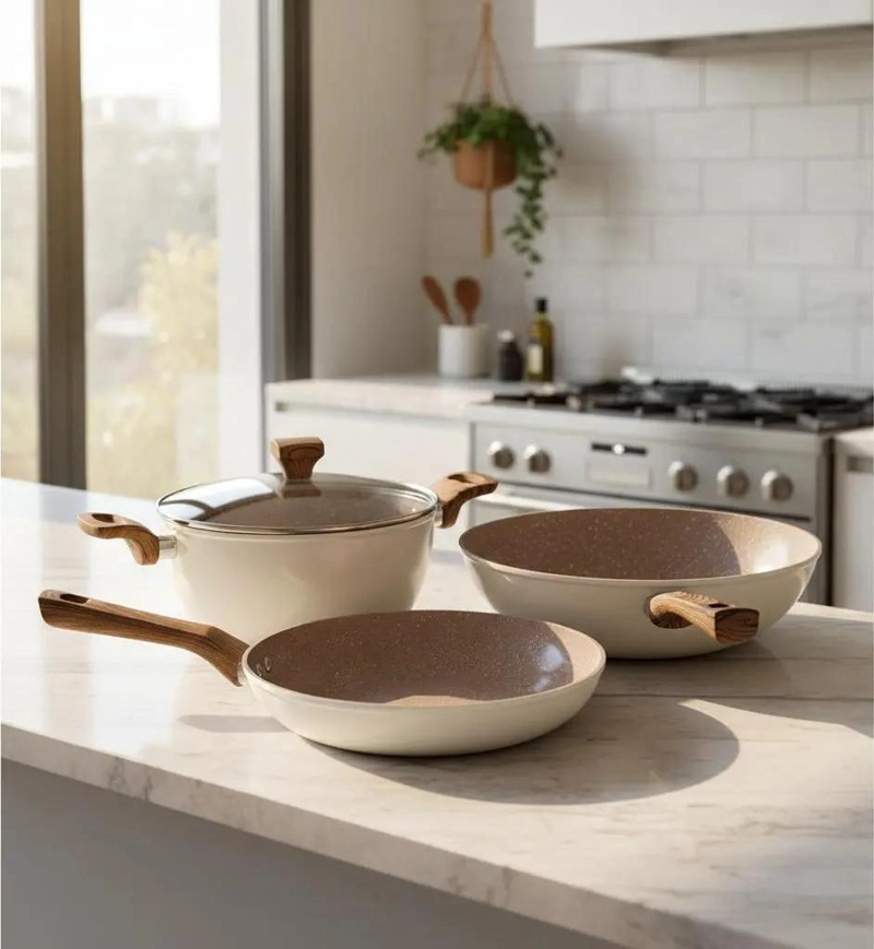JUEGO DE 4 PIEZAS DE BATERIA DE COCINA CON RECUBRIMIENTO CERAMICO ANTIADHERENTE - 1