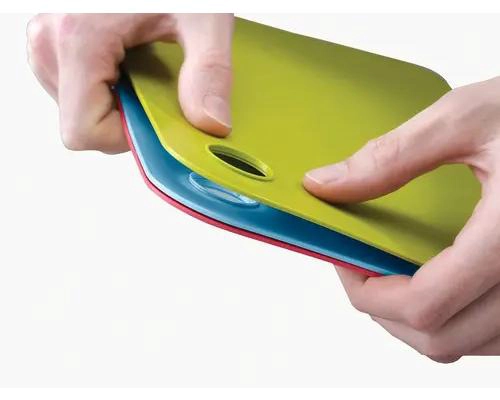 SET DE 3 TABLAS PARA PICAR CON SOPORTE COMPACTO Y DISEÑO FUNCIONAL - 3
