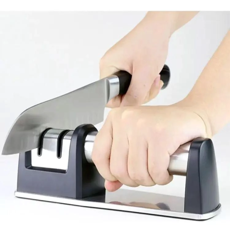 AFILADOR METALICO PARA CUCHILLOS CON DISEÑO ERGONOMICO Y EFICIENTE - 1