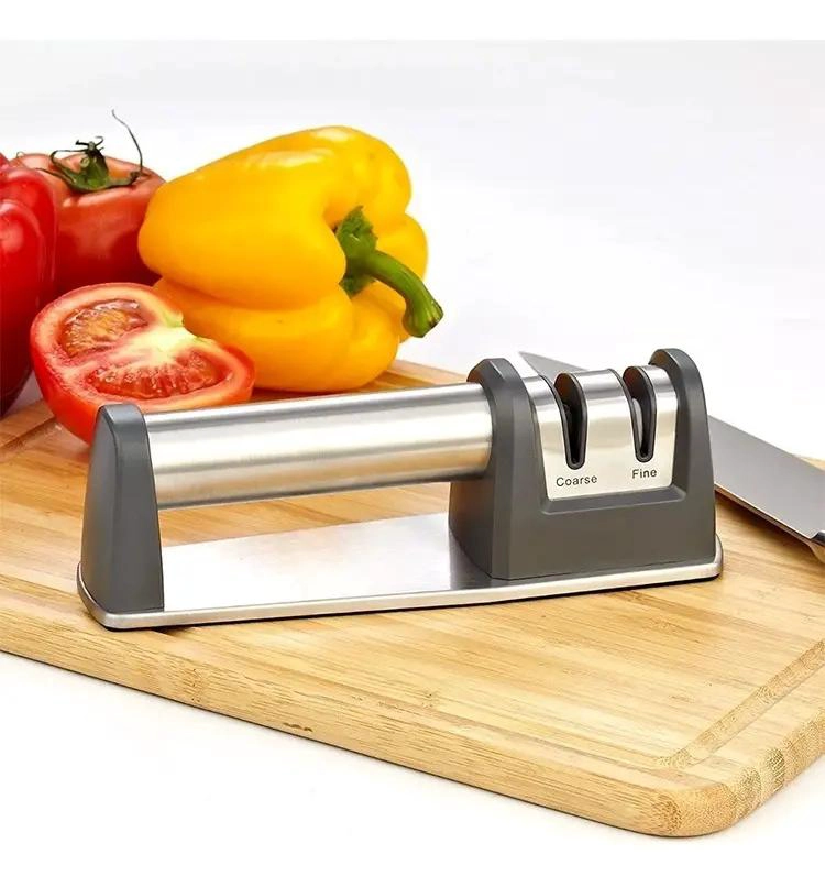 AFILADOR METALICO PARA CUCHILLOS CON DISEÑO ERGONOMICO Y EFICIENTE - 4
