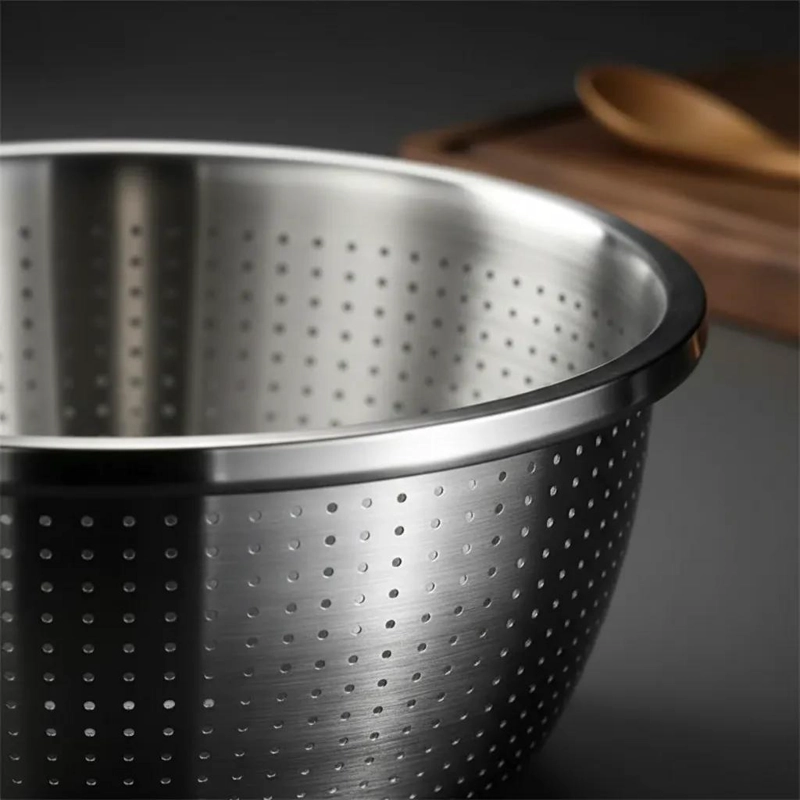 COLADOR ESCURRIDOR DE ACERO INOXIDABLE DE 28 CM PARA PASTA Y COCINA - 4
