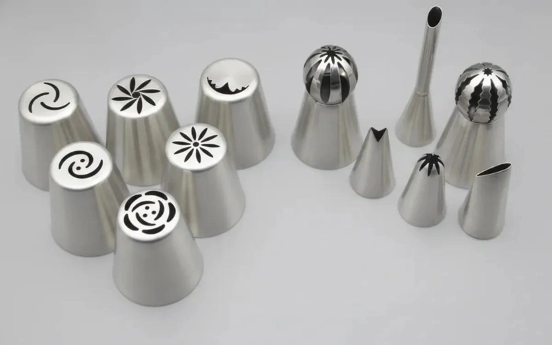 SET DE 13 BOQUILLAS PARA DECORACION DE PASTELES Y REPOSTERIA - 5