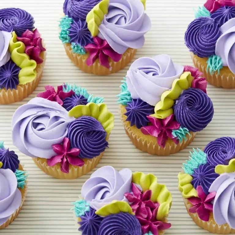 BOQUILLA GRANDE PARA DECORACION DE PASTELES CON DISEÑO DE ESTRELLA ABIERTA - 1
