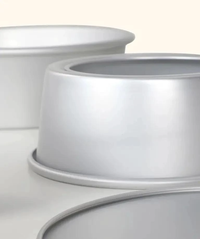 MOLDE DESMONTABLE DE ALUMINIO GRIS DE 24 CM PARA TORTAS Y QUEQUES - 4