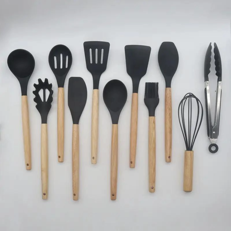 SET DE 12 UTENSILIOS DE COCINA EN SILICONA Y MADERA PARA USO DIARIO - 4