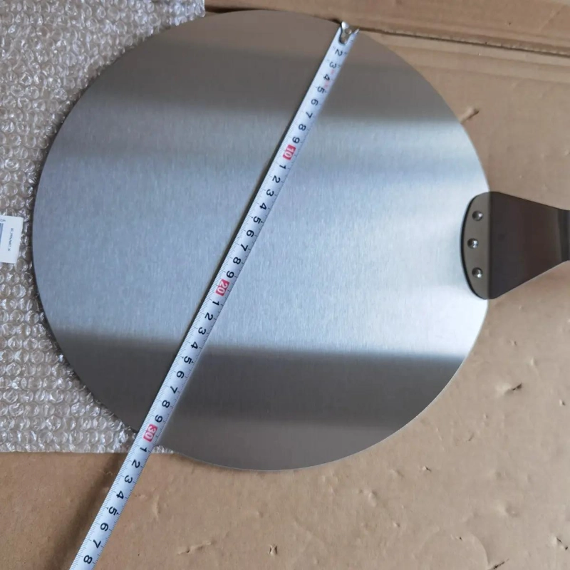 PALA REDONDA PARA PIZZA DE 30 CM CON MANGO DE MADERA CLARA - 4