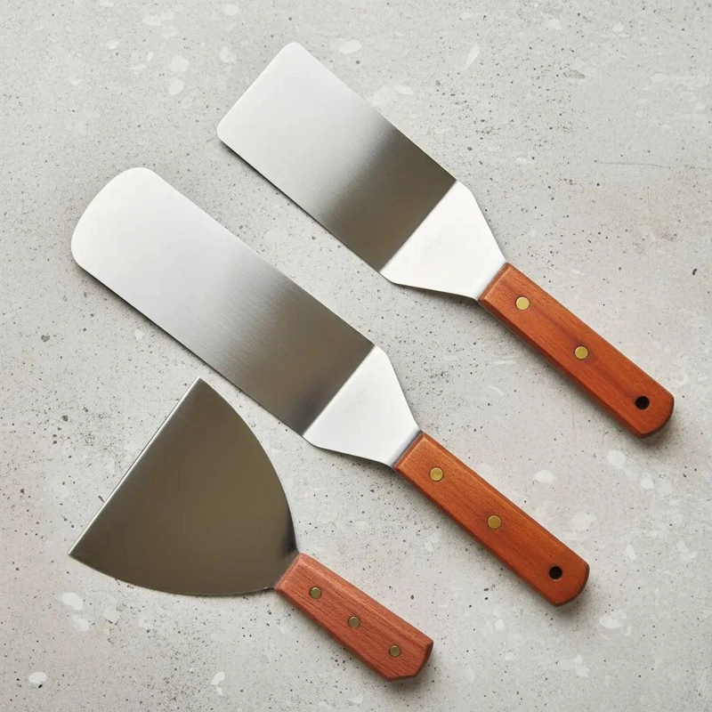 SET DE 3 ESPATULAS GRUESAS PARA CHURRASCO Y COCINA EN PLANCHA - 1