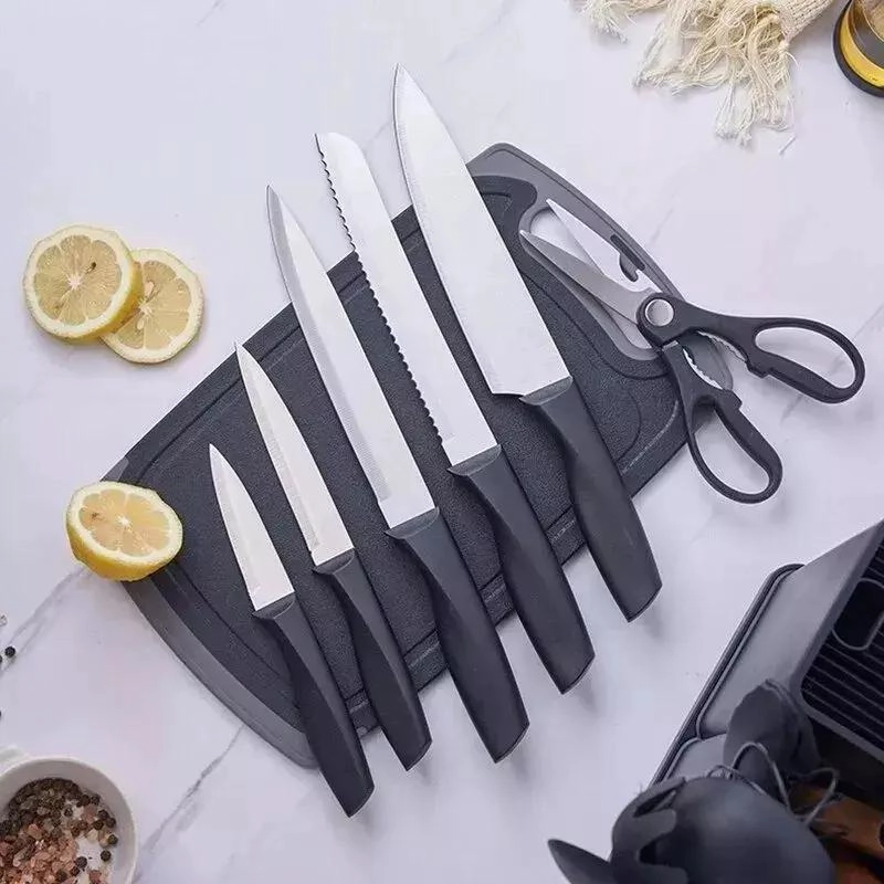 JUEGO DE UTENSILIOS DE COCINA DE SILICONA CON SOPORTE DE MADERA - 4