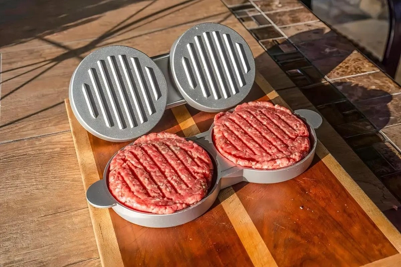 PRENSA DE ALUMINIO PARA HAMBURGUESAS ESTILO SMASH CON DISEÑO DOBLE - 5