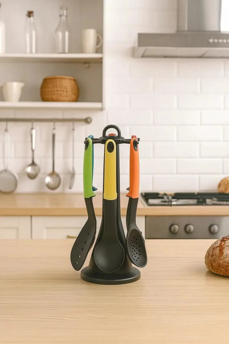 SET DE UTENSILIOS DE COCINA DE NYLON CON 7 PIEZAS RESISTENTES - 2