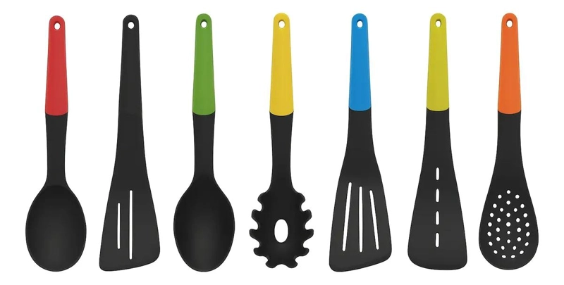 SET DE UTENSILIOS DE COCINA DE NYLON CON 7 PIEZAS RESISTENTES - 3