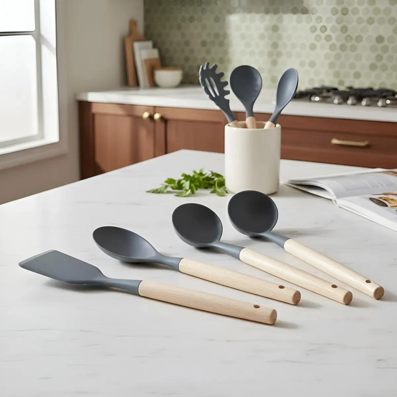 SET DE 12 UTENSILIOS DE COCINA DE SILICONA ANTIADHERENTE RESISTENTES - 3