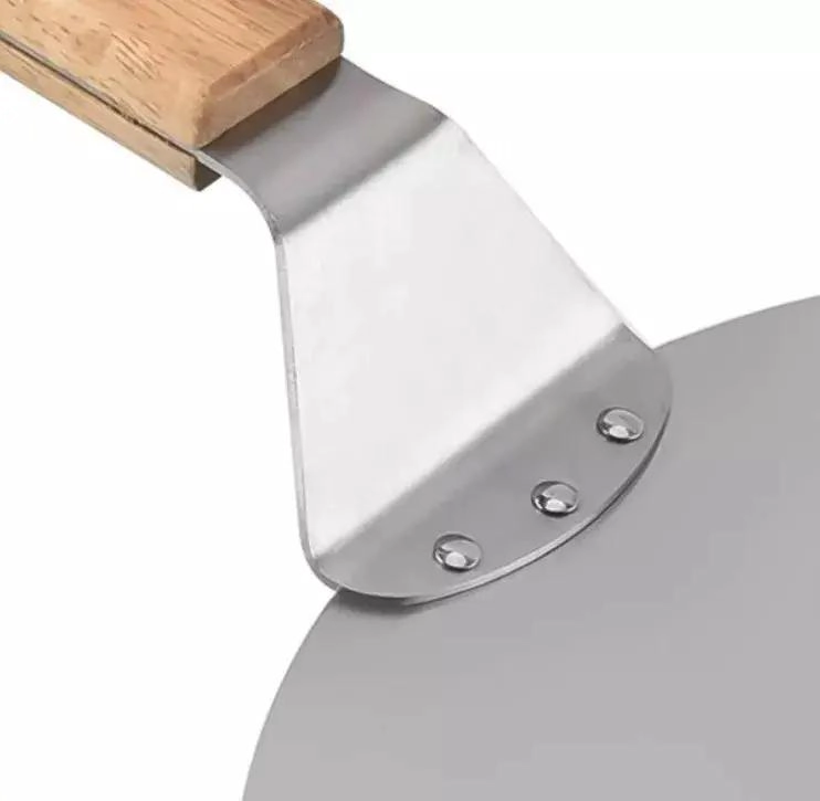 PALA REDONDA PARA PIZZA DE 30 CM CON MANGO DE MADERA Y ACERO INOXIDABLE - 4