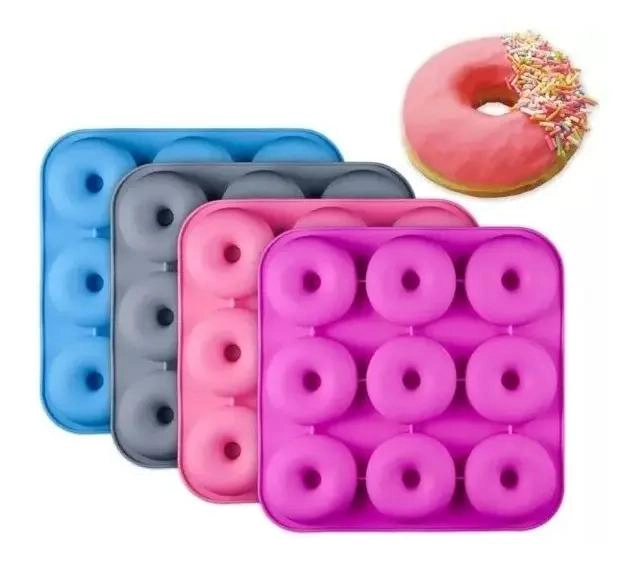 MOLDE DE SILICONA PARA 9 DONAS CON SUPERFICIE ANTIADHERENTE PARA HORNO - 1