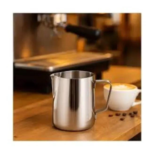 JARRA PARA ESPUMAR LECHE CON CAPACIDAD DE 900 ML PARA BARISTAS - 4