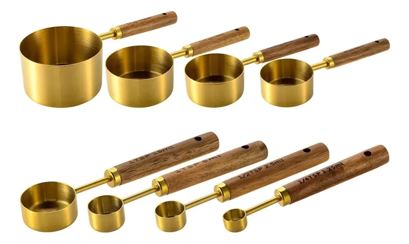 SET DE 8 CUCHARAS MEDIDORAS DE ACERO INOXIDABLE CON MANGO DE MADERA - 1