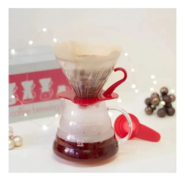 TAMIZ ROJO PARA CAFE  HARIO V60 02 CON DISEÑO ERGONOMICO - 3