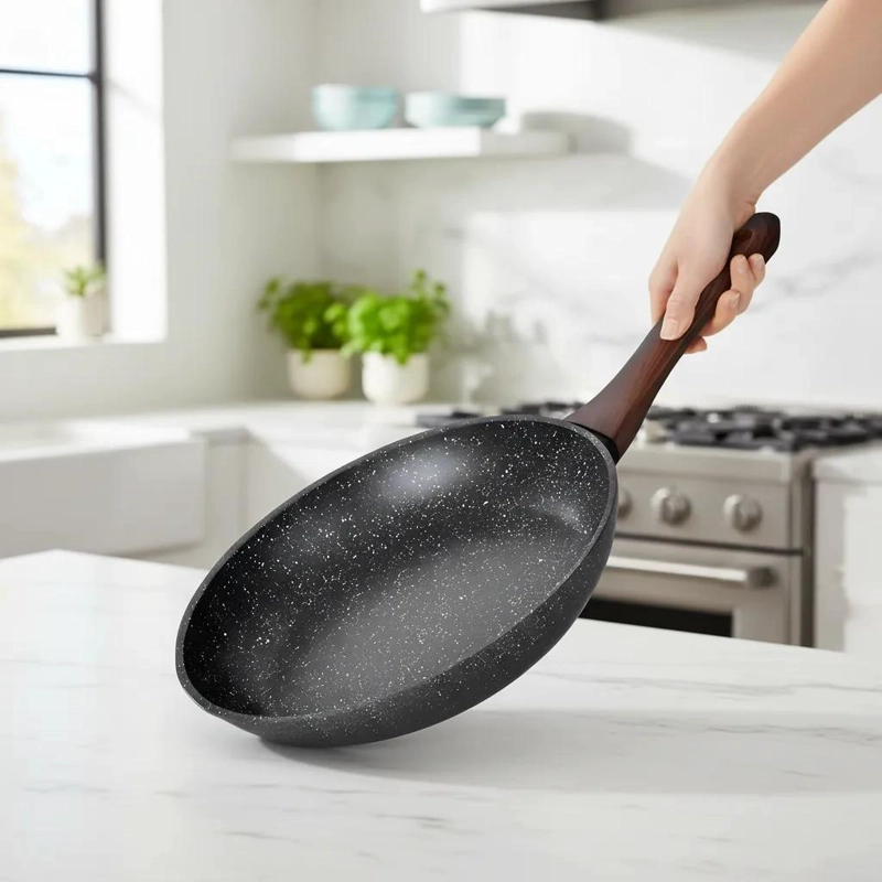 SARTE N WOK ANTIADHERENTE CON EFECTO PIEDRA Y MANGO DE MADERA DE 26 CM - 1