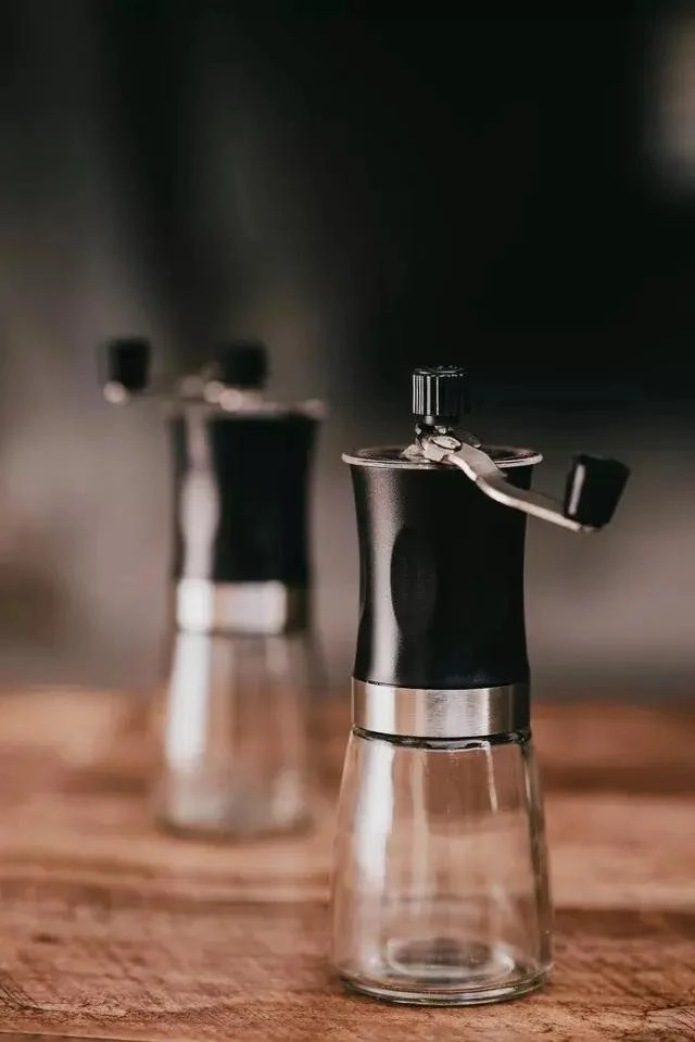 MOLINO MANUAL PARA CAFE  CON MECANISMO DE MOLIENDA AJUSTABLE - 5