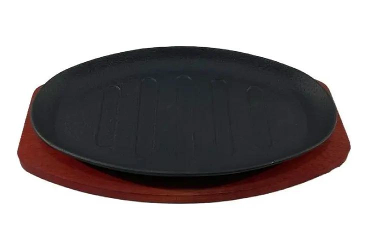PLANCHA DE HIERRO FUNDIDO CON BASE DE MADERA 28 CM PARA COCINA - 1