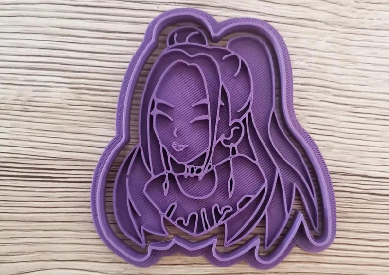 SET DE 4 CORTADORES PARA GALLETAS CON DISEÑO TEMATICO - 5