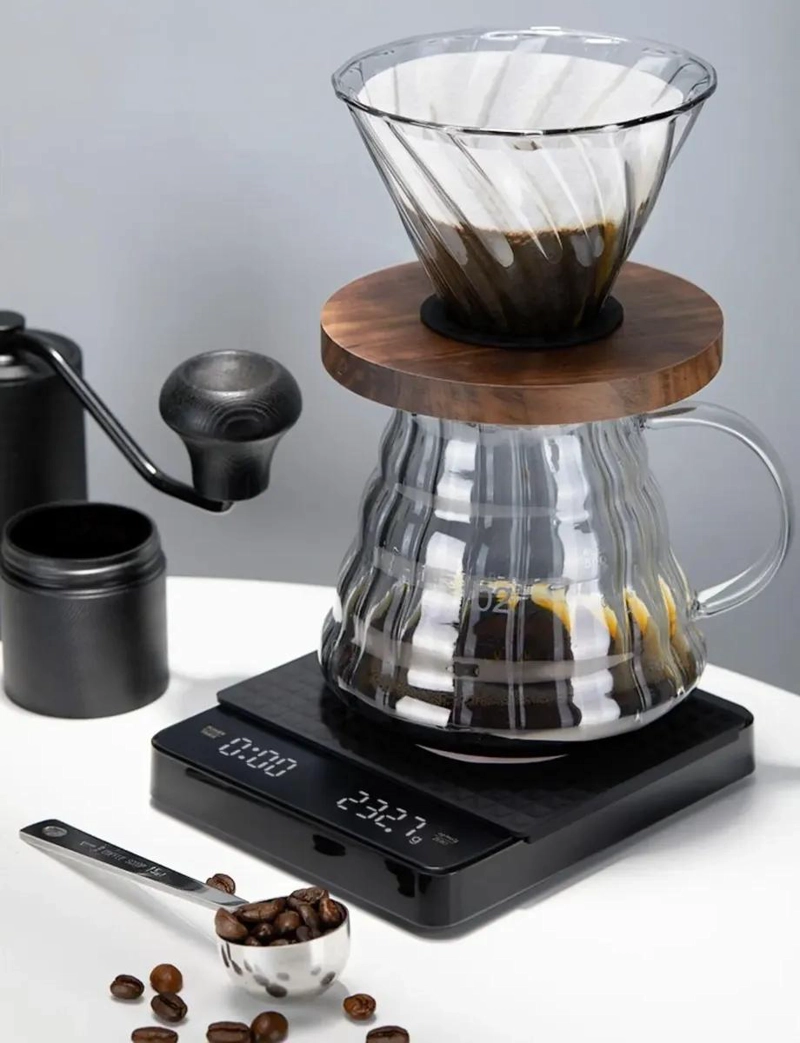 BALANZA DIGITAL CON BASE ANTIDESLIZANTE PARA CAFE  CAPACIDAD 3 KG PRECISION 0.1 G - 5