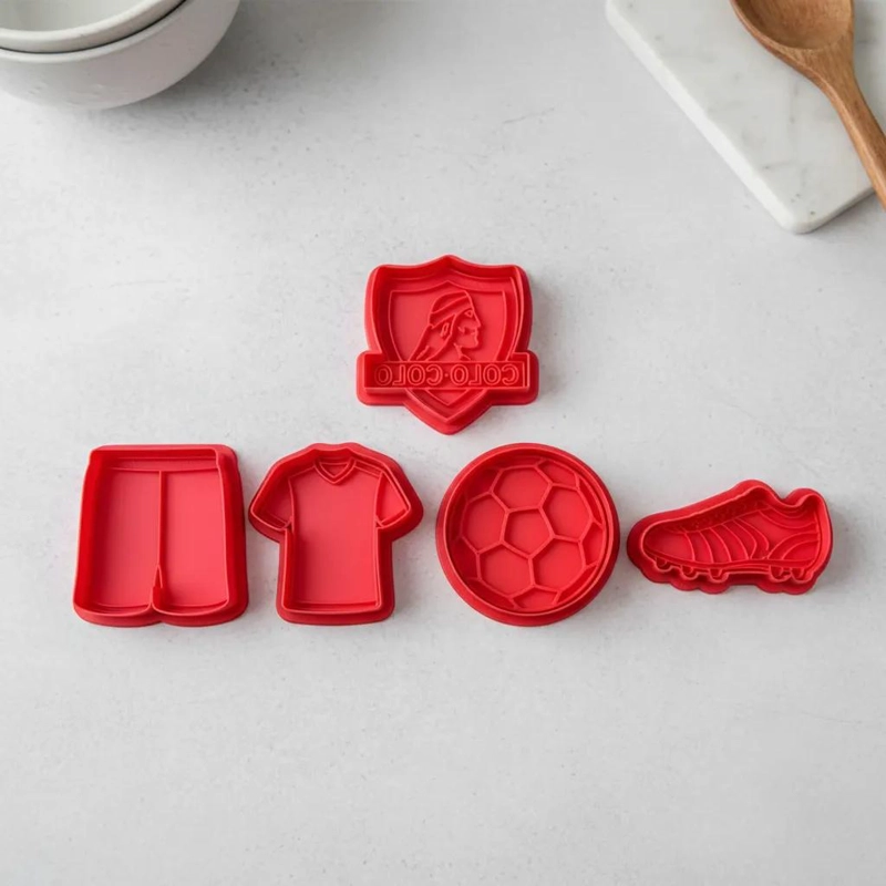 SET DE CORTADORES PARA GALLETAS CON SELLO DE 6 CM - 4