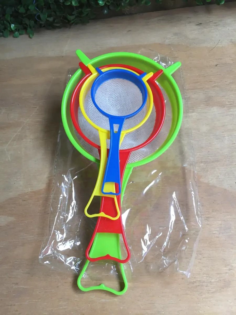 SET DE 3 COLADORES PLASTICOS PARA COCINA CON DISEÑO PRACTICO - 3