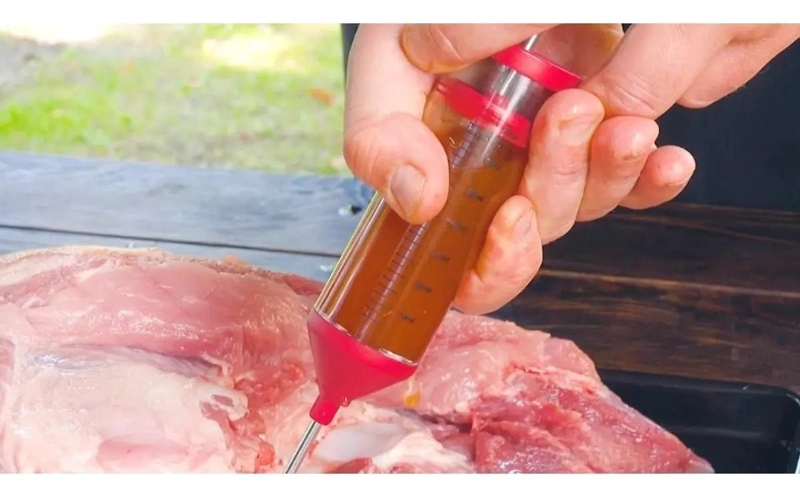 JERINGA MEDIDORA PARA INYECTAR CARNES EN COCINA GASTRONOMICA - 5