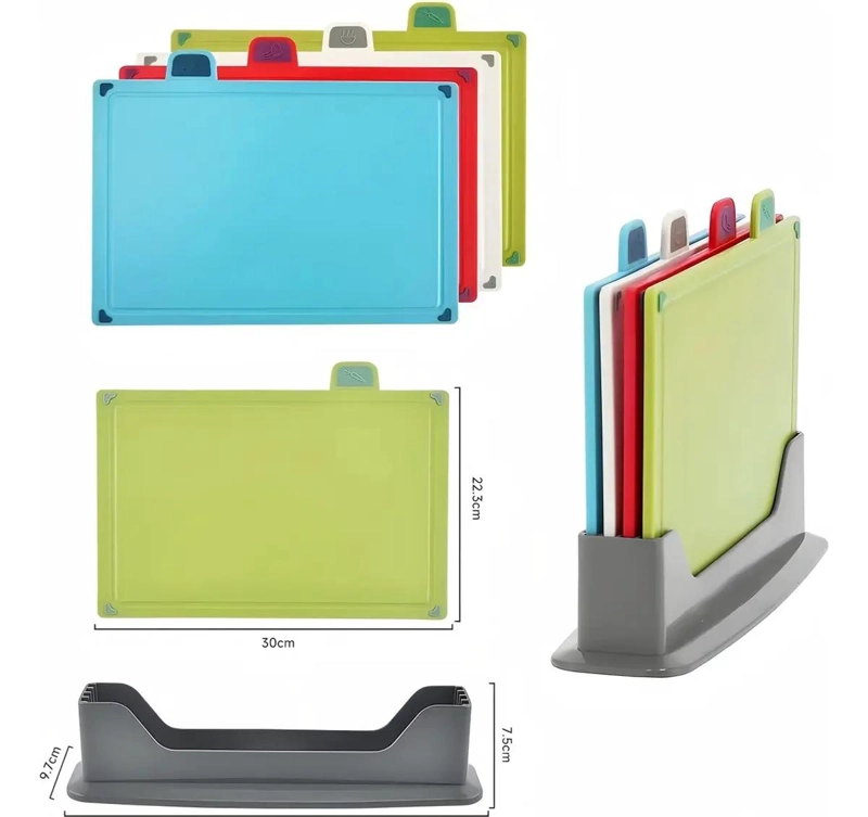 SET DE 4 TABLAS PARA PICAR CON BASE ANTIDESLIZANTE EN COLORES VARIADOS - 4
