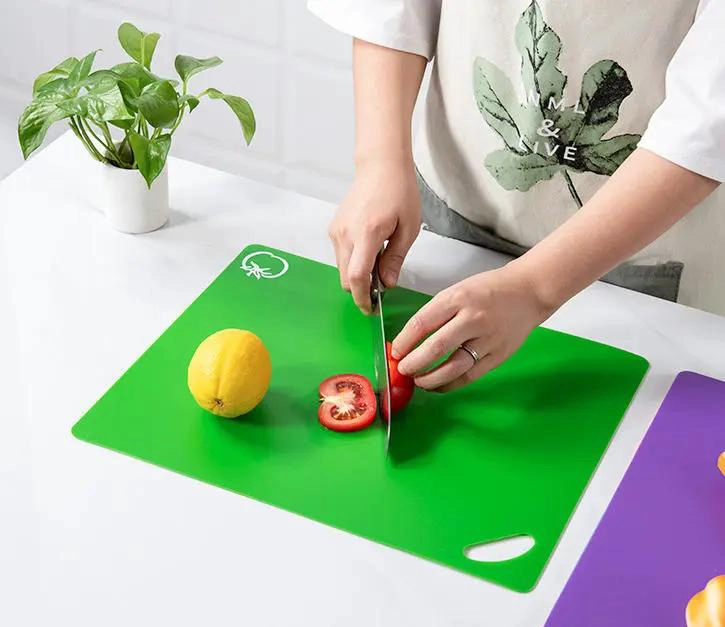 JUEGO DE 6 TABLAS PLASTICAS MULTIUSOS PARA COCINA Y ALIMENTOS - 3