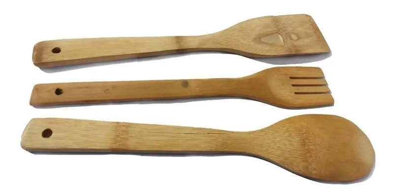 SET DE 3 UTENSILIOS DE COCINA EN MADERA DE BAMBU NATURAL - 3